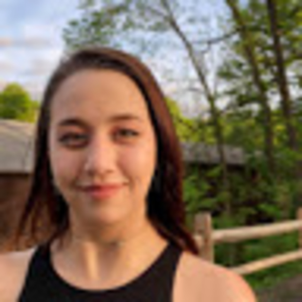 Meet your Posher, Maya